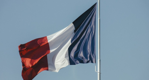 Sabato di Tensione in Francia Dopo l'Attacco di Arras: Livello Massimo di Emergenza Attentati